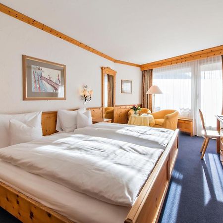 Quadratscha Alpenhotel Samedan Camera foto
