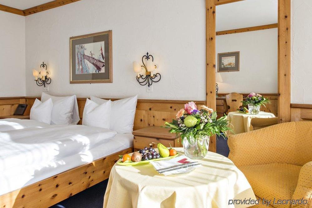 Quadratscha Alpenhotel Samedan Esterno foto