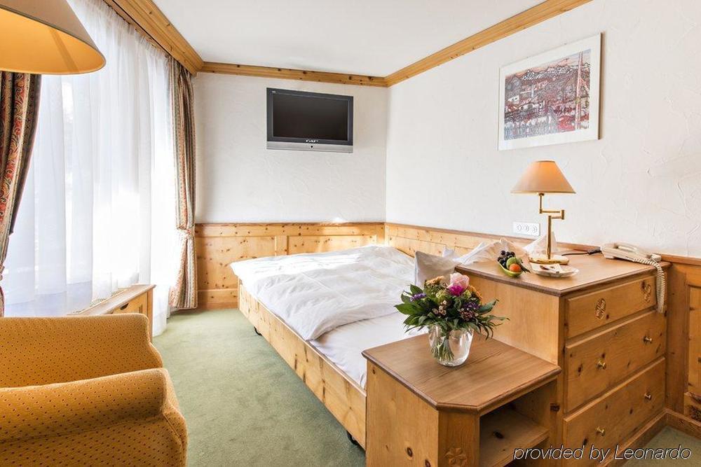 Quadratscha Alpenhotel Samedan Esterno foto