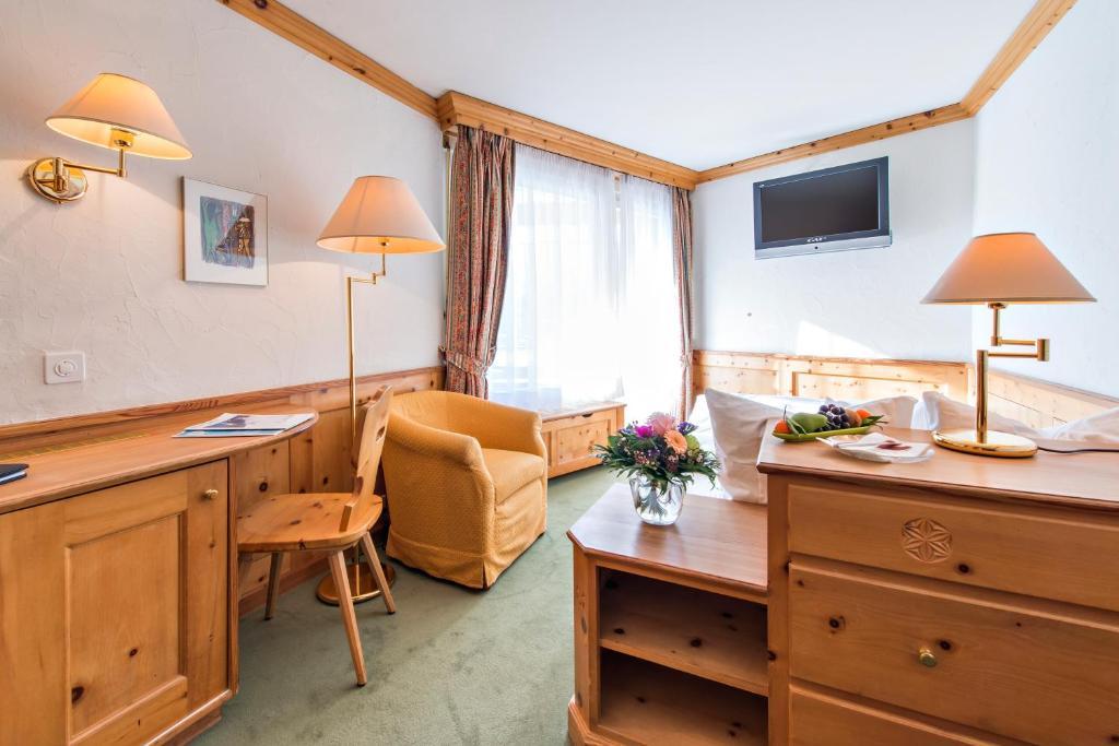 Quadratscha Alpenhotel Samedan Camera foto