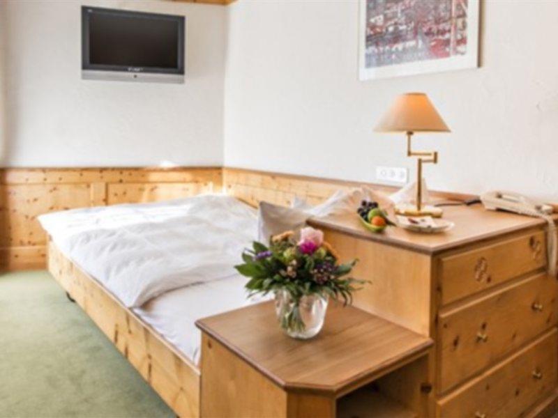 Quadratscha Alpenhotel Samedan Esterno foto