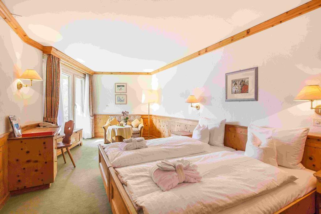 Quadratscha Alpenhotel Samedan Esterno foto