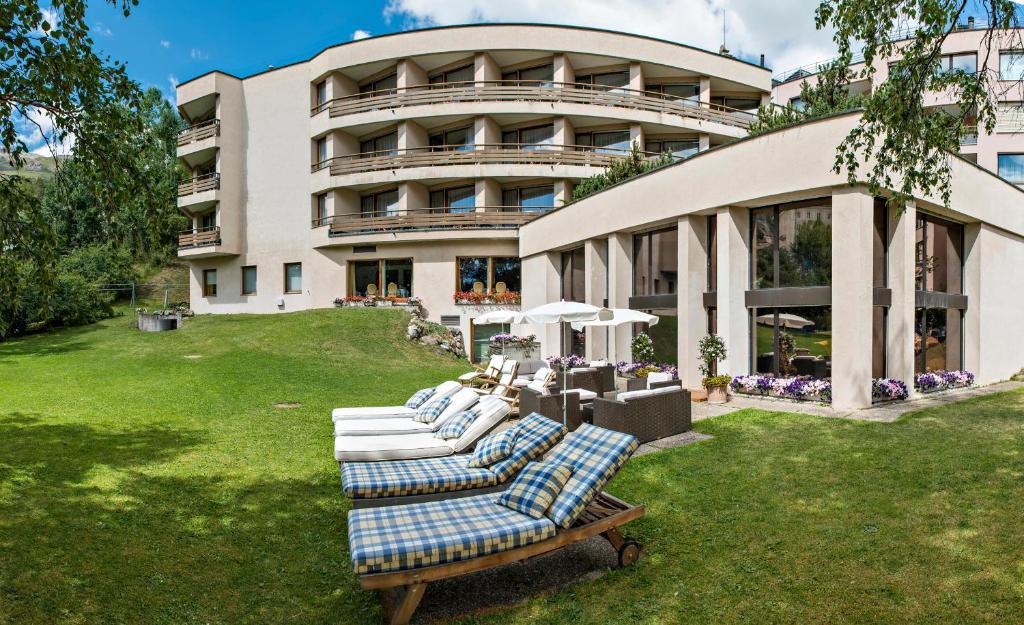Quadratscha Alpenhotel Samedan Esterno foto